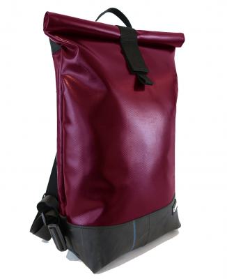 Upcycling Backpack made of Tarpaulin, tractor hose and Seatbelts in 12 different colors and 3 sizes