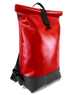 Upcycling Rolltop Rucksack aus LKW-Plane, Traktorschlauch und Autogurten in 12 verschiedenen Farben und 3 Größen