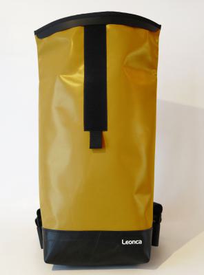 Upcycling Backpack made of Tarpaulin, tractor hose and Seatbelts in 12 different colors and 3 sizes