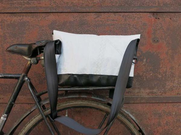 Messenger bag made from a Sail