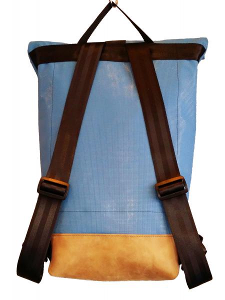 Upcycling Backpack made of used gym mat, leather and Seatbelts, the interior is made of Tarpaulin in 3 sizes