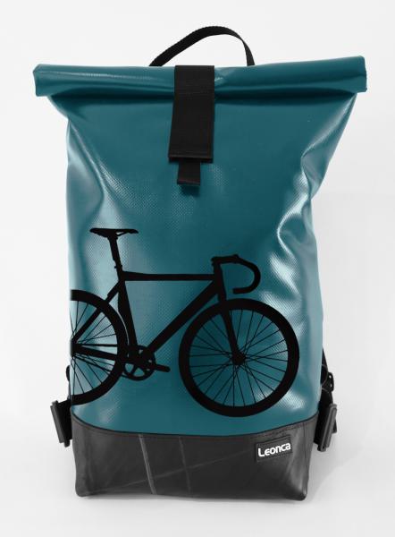 Upcycling Rolltop Rucksack aus LKW-Plane, Traktorschlauch und Autogurten in 12 verschiedenen Farben und 3 Größen